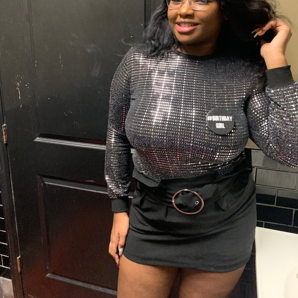 2 Piece Metallic Shiny Pants Set - Picture 5 of 5